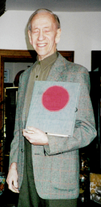 Hans Kaufman with "Behind Barbed Wire," 7 March 2001.